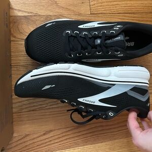 Brooks Athletic Sneaker